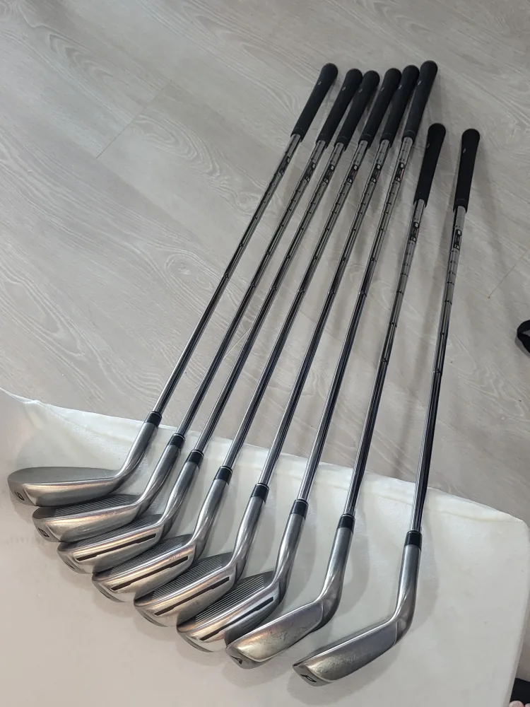TaylorMade Burner Golf Iron Set image indicator(4)