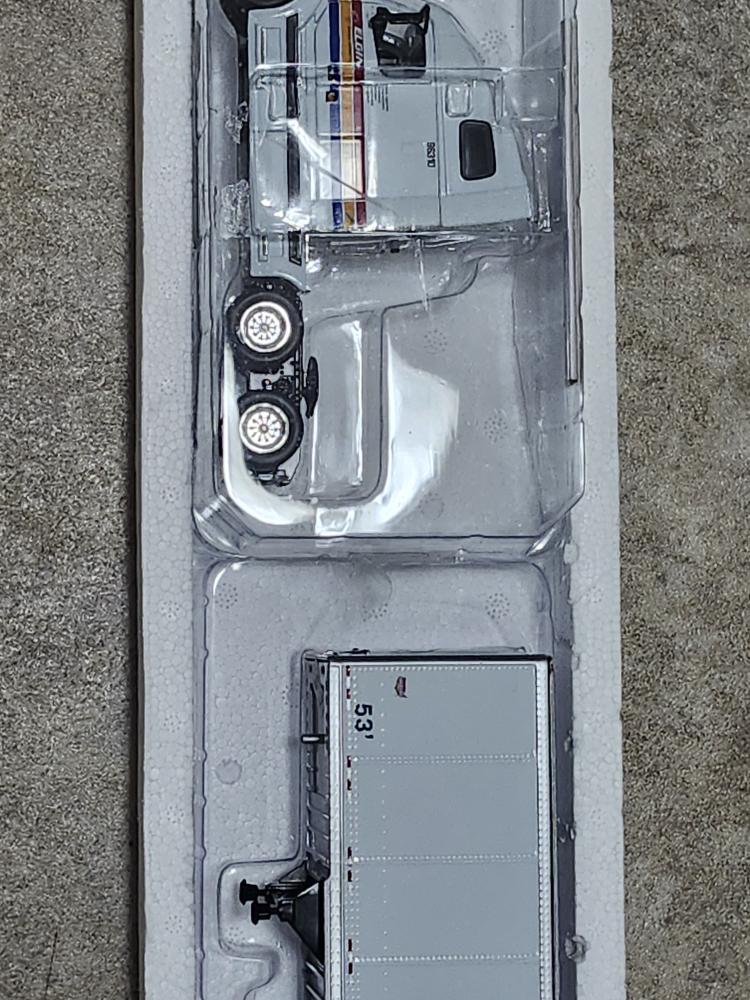 Diecast trucks - photo 4