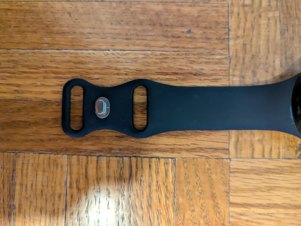 🔥 URGENT SALE – Google Pixel Watch 2 (Black) image indicator(2)