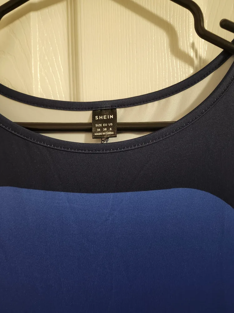 New SHEIN Blue Geometric Sleeveless Dress - Size M image indicator(9)