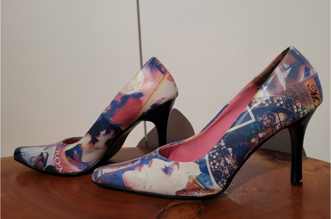 Unique 90's Avant Garde Pumps - photo 2