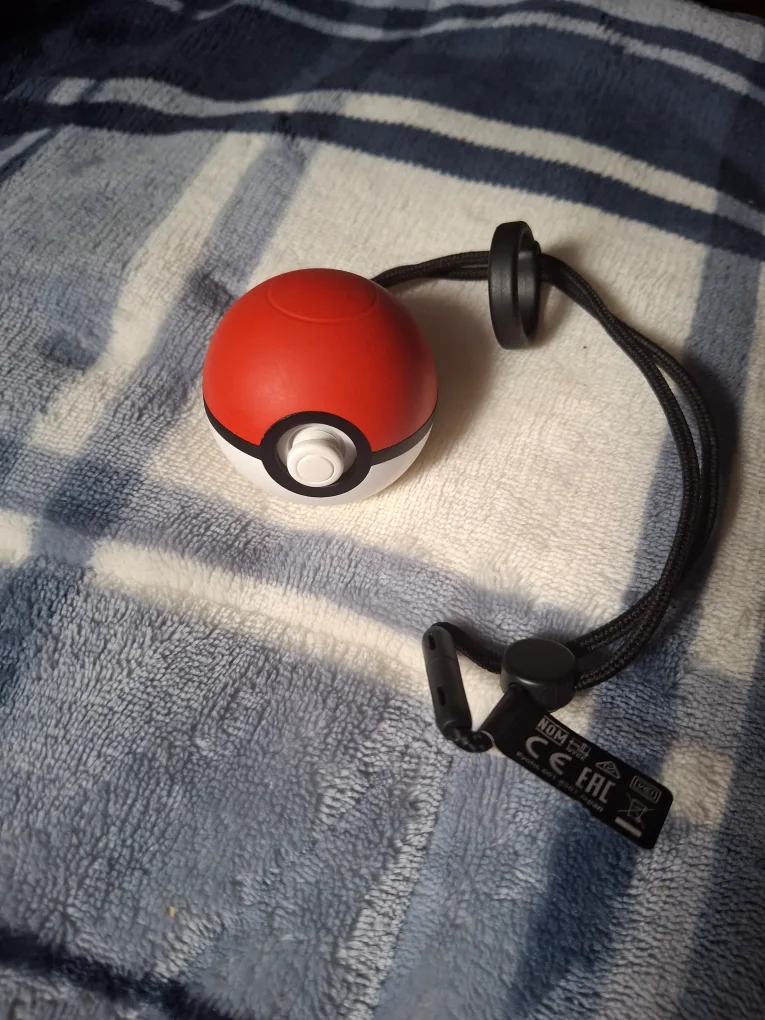 Pokémon GO Plus lets go pikachu lets go eevee thumbnail
