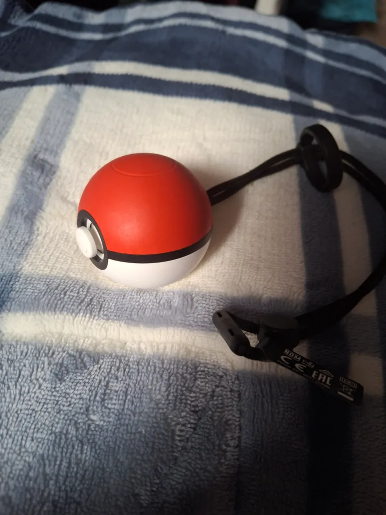 Pokémon GO Plus lets go pikachu lets go eevee image indicator(2)