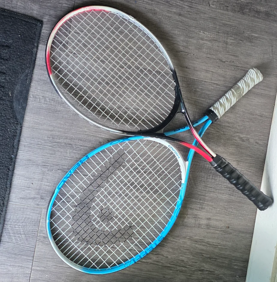 Head Graphene Cyano 115 & Head Graphene Instinct Tennis Racquets thumbnail