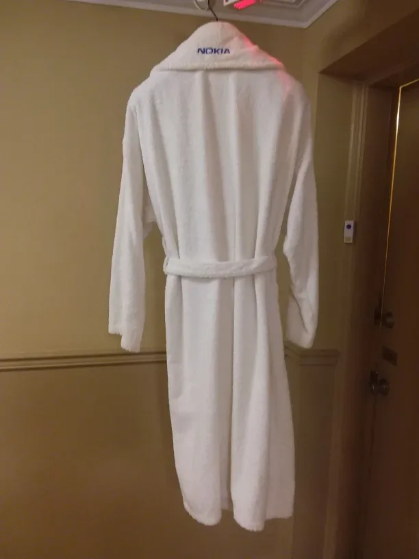 🎅🤶 White Plush Bath Robe 🛁🚿 image indicator(2)