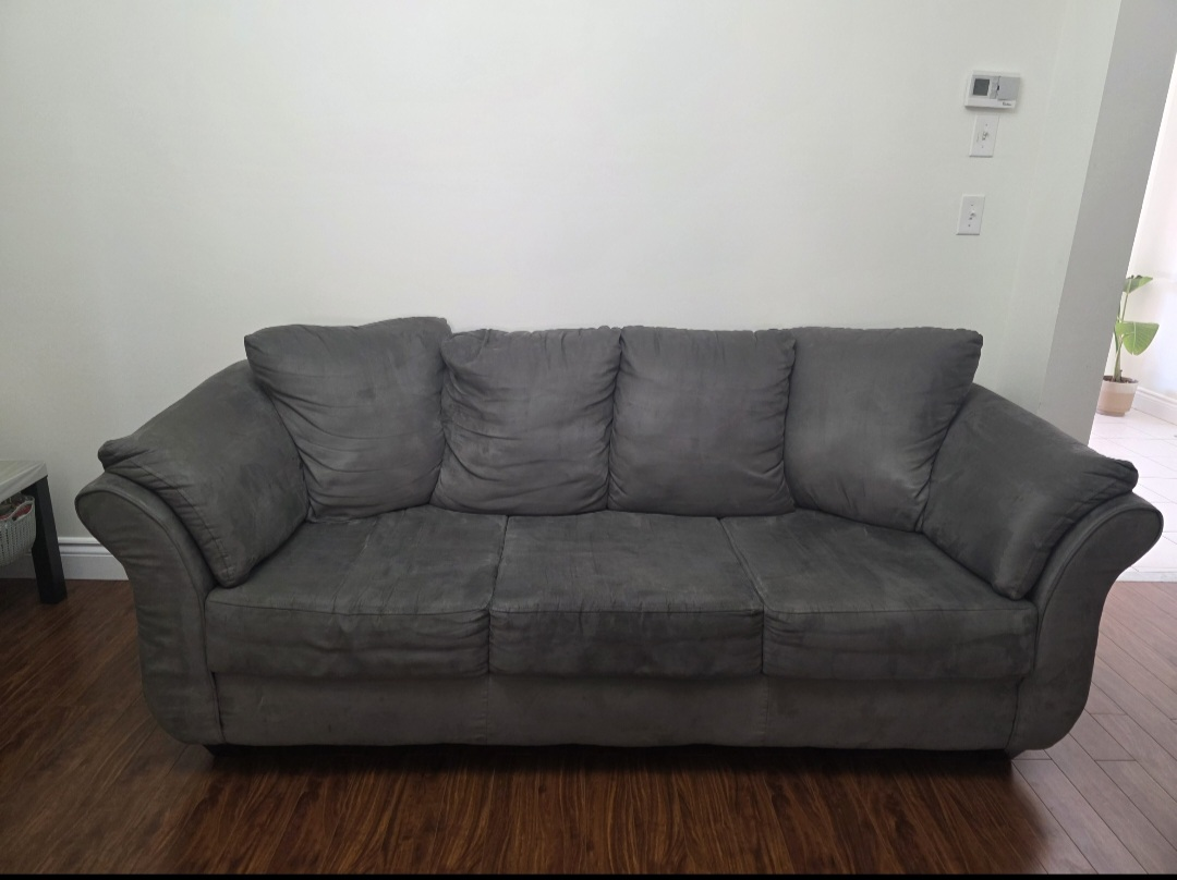 Grey Suede Couch 3 seater - photo 3