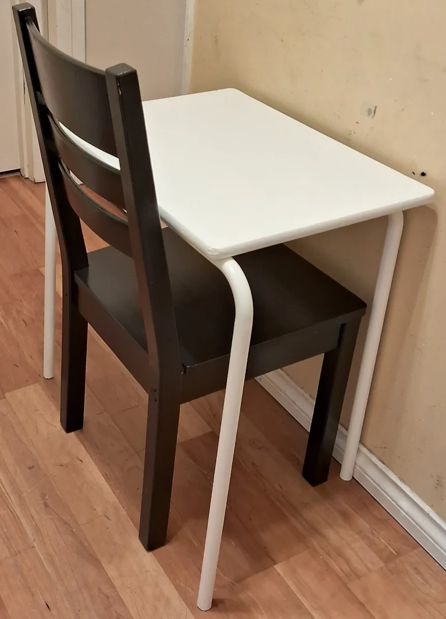 Study Table & Chair (free delivery) thumbnail