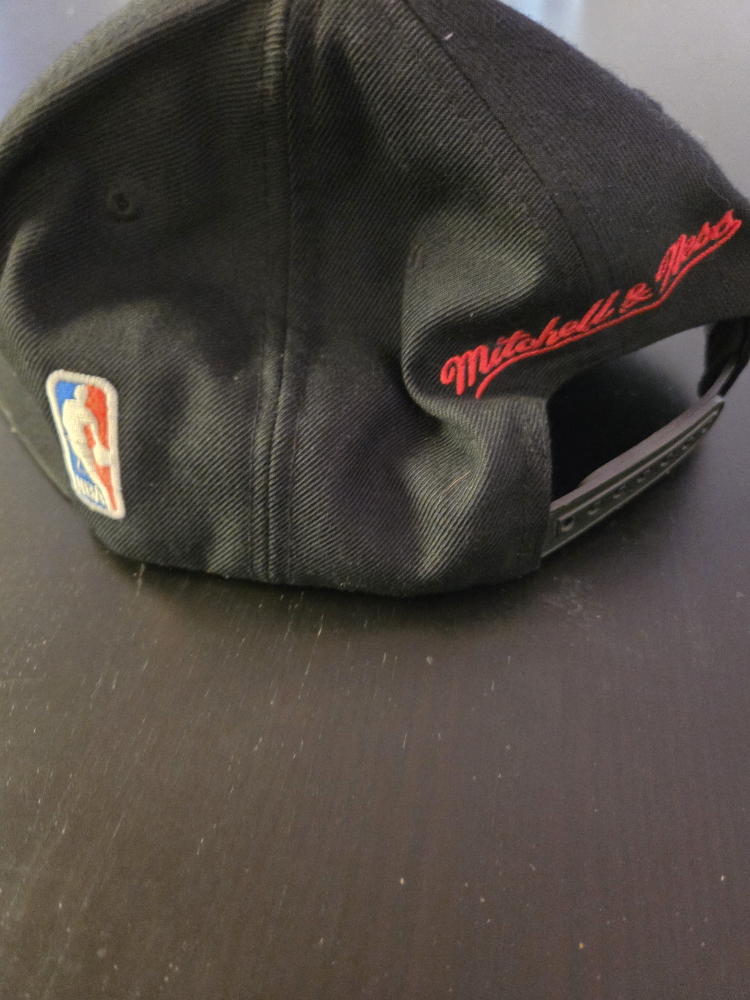 Mitchell & Ness Toronto Raptors Adjustable Hat - photo 2