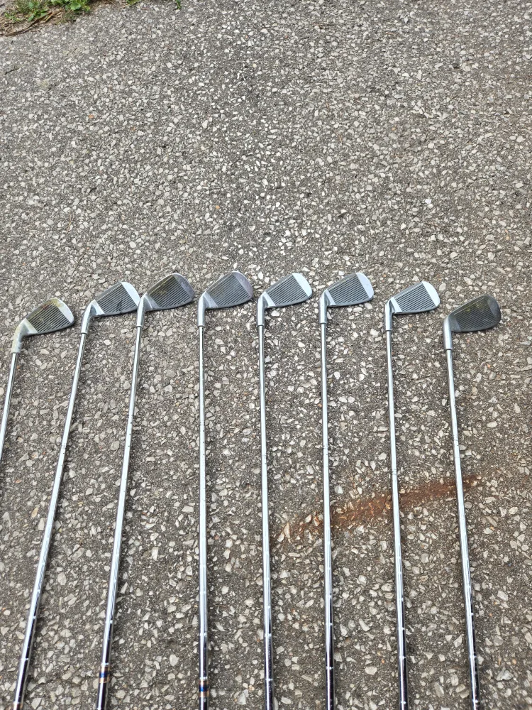 Spalding Tour XL Golf Club Set image indicator(6)