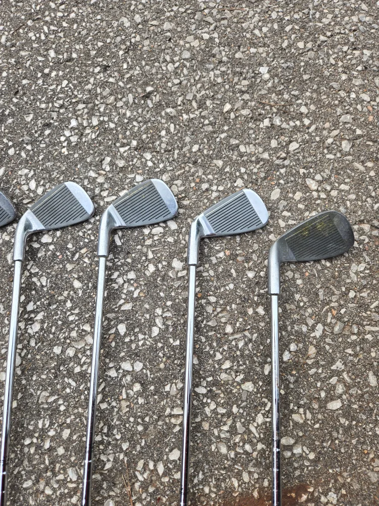 Spalding Tour XL Golf Club Set image indicator(7)