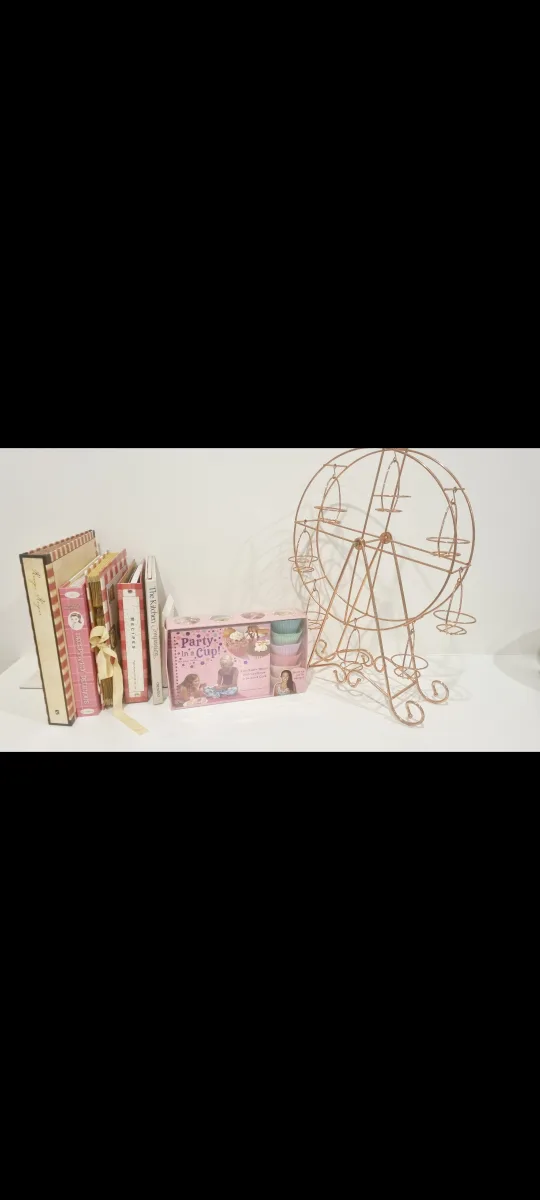Lot, Cupcake Stand and receipe books, booklet thumbnail