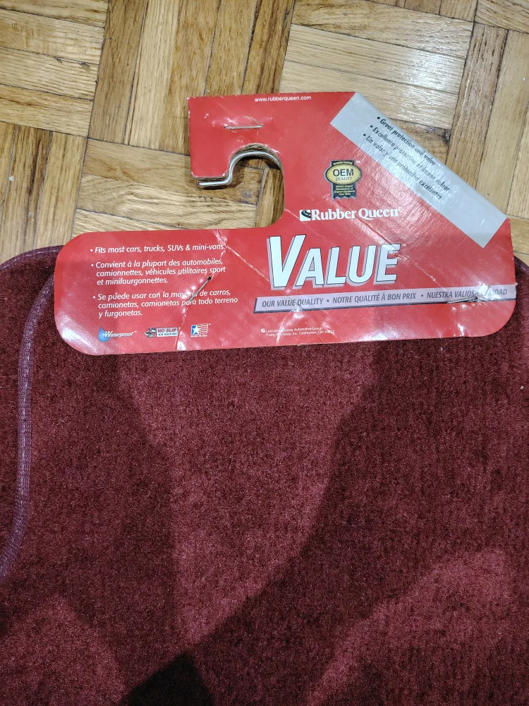 Rubber Queen Value Car Floor Mats - Burgundy image indicator(2)