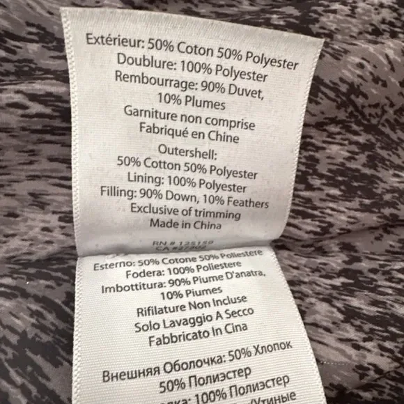 Soia & Kyo Black Puffer Jacket image indicator(6)