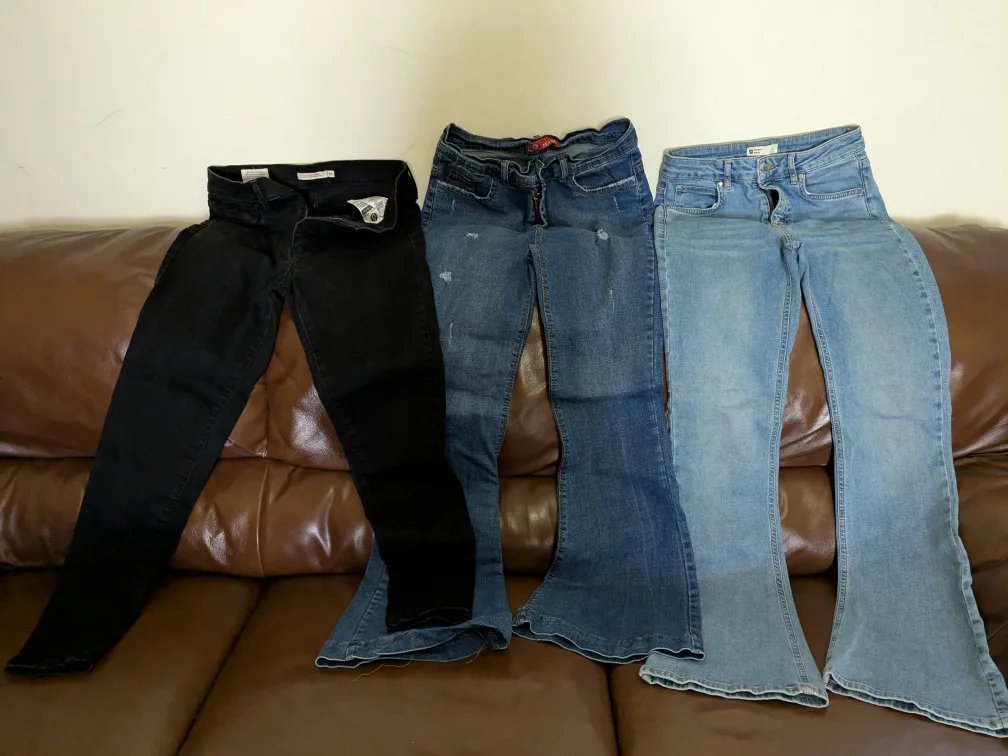 Bundle of Jeans: Levi's, Perfect Jeans, Nine Jeans  Size 29-32 thumbnail
