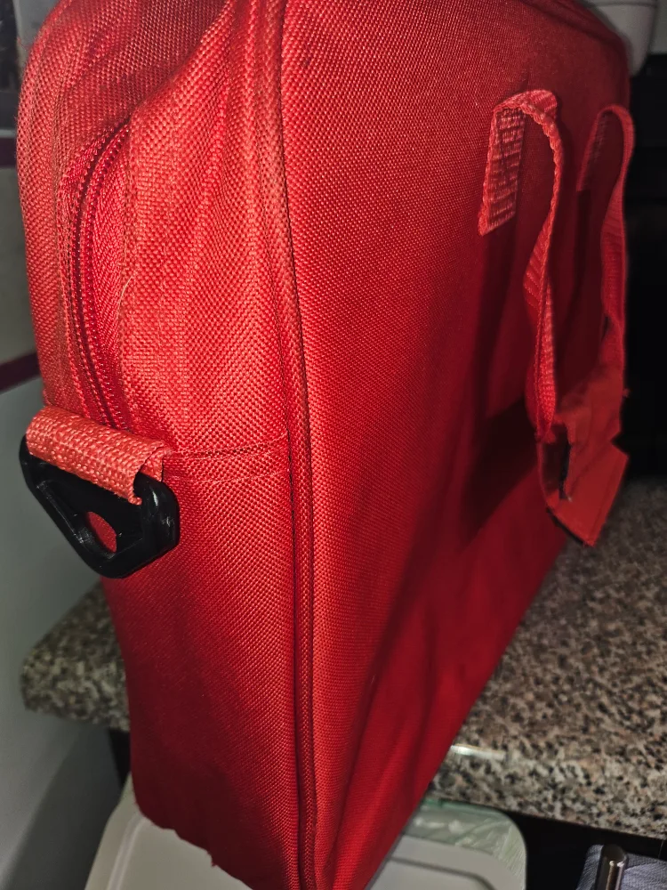 EyeSpy Laptop Bag Soft Carrying Case, Red 15 inch image indicator(7)