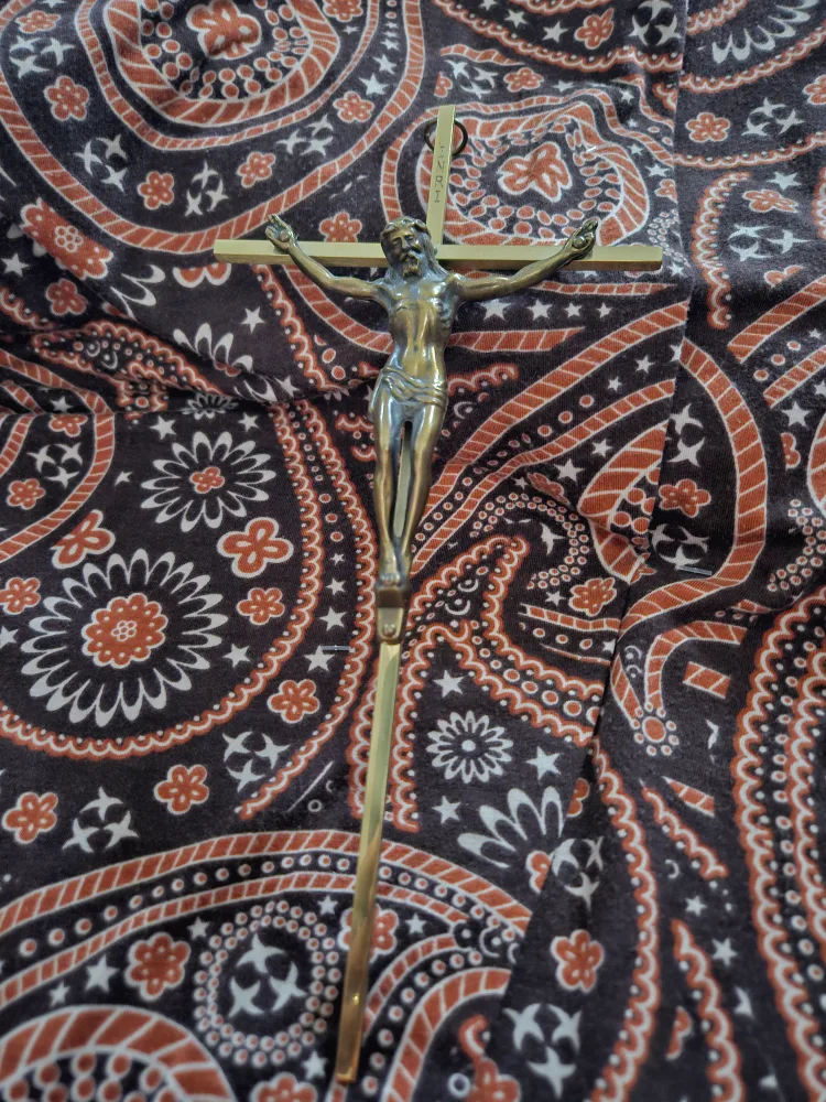 Crucifix thumbnail