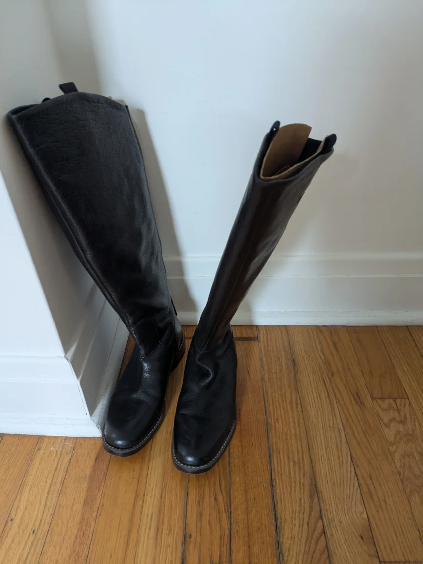 Black Leather Knee High Boots thumbnail