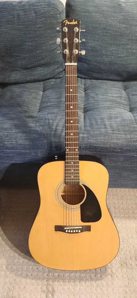 Fender FA-100 Acoustic Guitar thumbnail