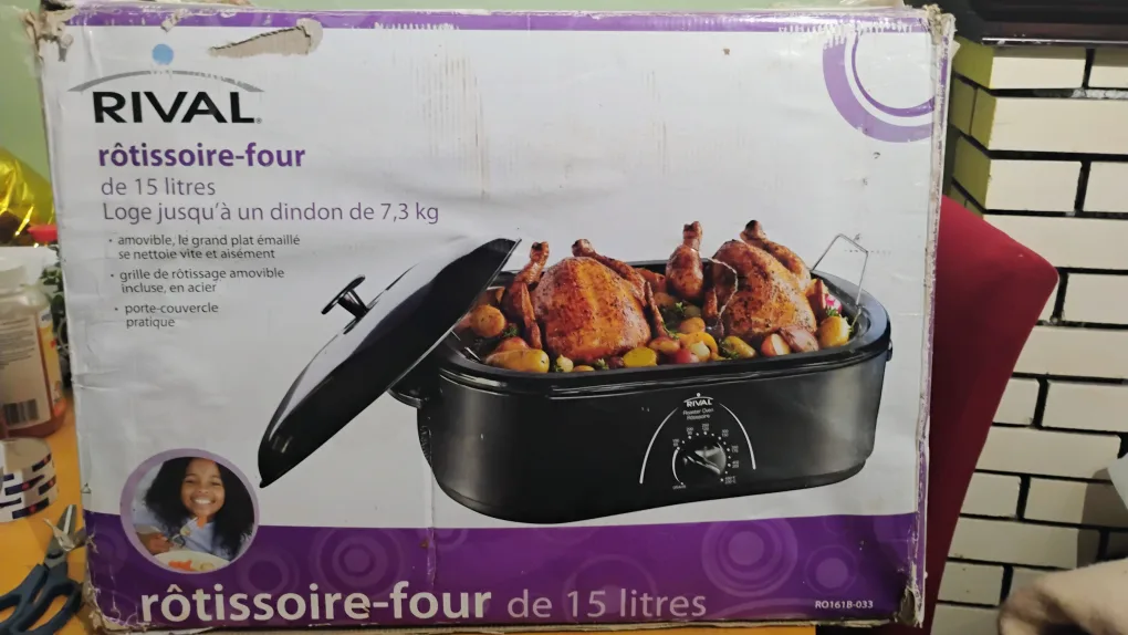🇨🇦 Rival Roaster Oven, 15 Litres thumbnail