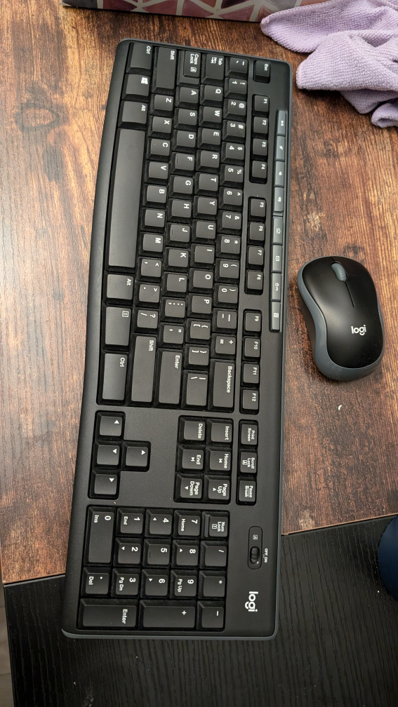 Logitech MK270 Wireless Keyboard and Mouse Combo