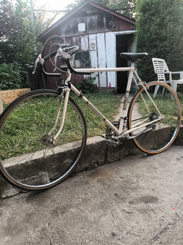 Vainqueur Road Bike thumbnail
