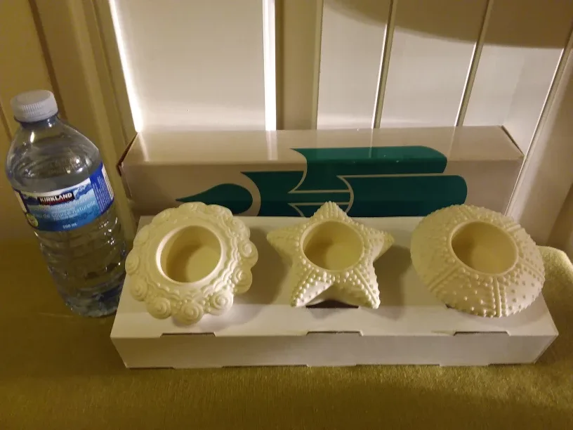 Tea Light Candle Holders - (Set of 3) 🕯️🆕 🇨🇦 thumbnail