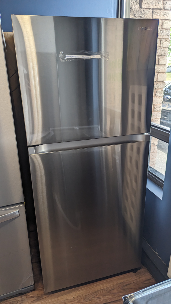 Samsung Stainless Steel Bottom Freezer Refrigerator - photo 3
