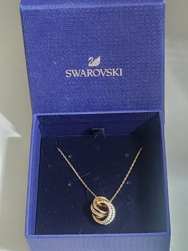 Swarovski Interlocking Circle Pendant Necklace - NEW thumbnail