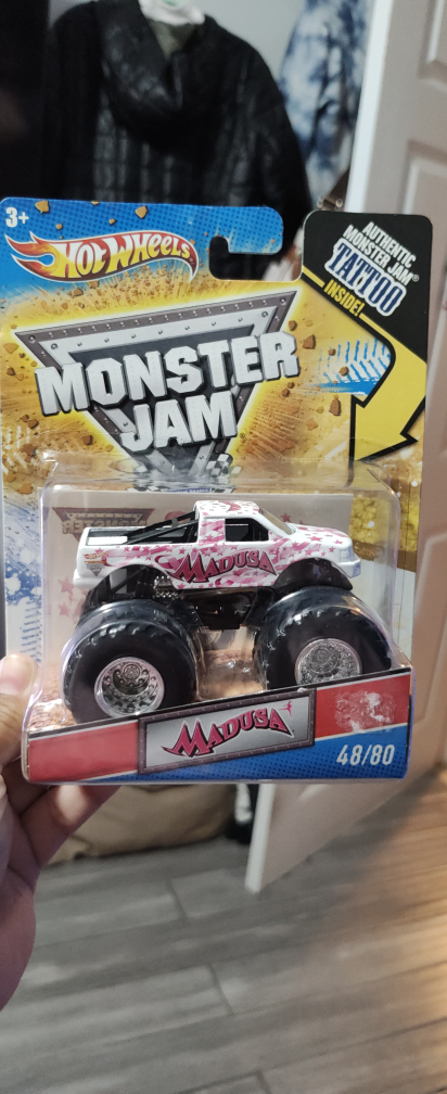 Hot Wheels Monster Jam Madusa 48/80 - photo 2