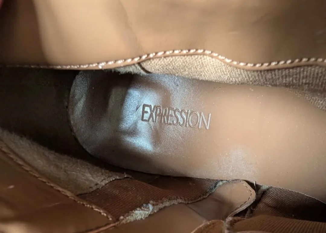 Women's Short Boots ~ Faux Suede ~ Size 9 image indicator(7)