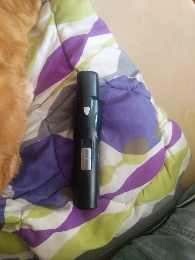 Pet Nail Grinder w. LED lights, replaceable grinding heads thumbnail