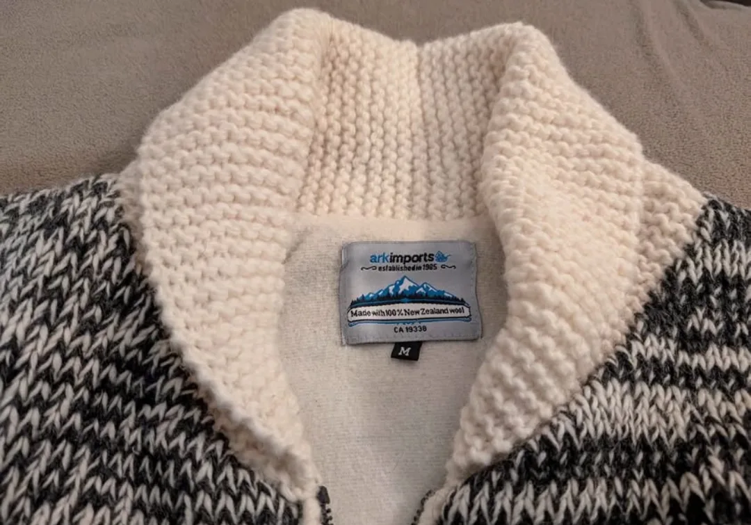 ARK Imports Unisex Sweater - New Zealand Wool image indicator(4)