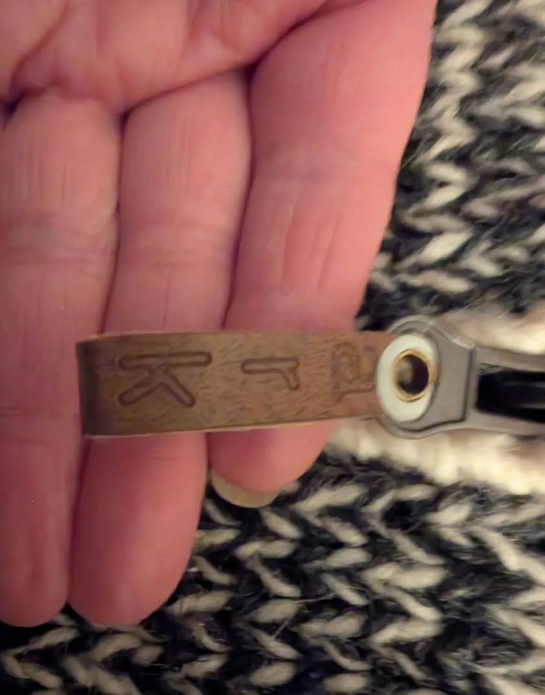 ARK Imports Unisex Sweater - New Zealand Wool image indicator(10)