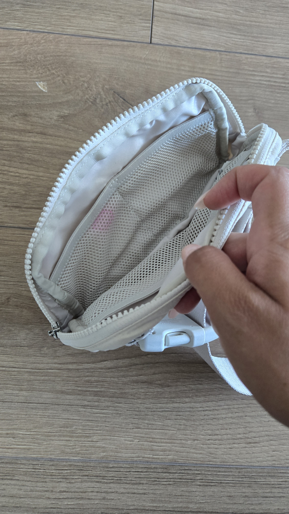 Lululemon Everywhere Belt Bag 1L White Opal - photo 3