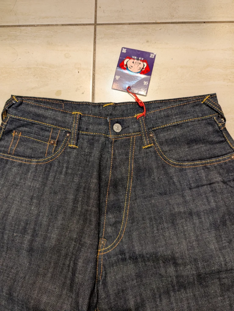 Evisu Yellow Logo Jeans - Size 32"x34"- hand embroidery logo image indicator(5)