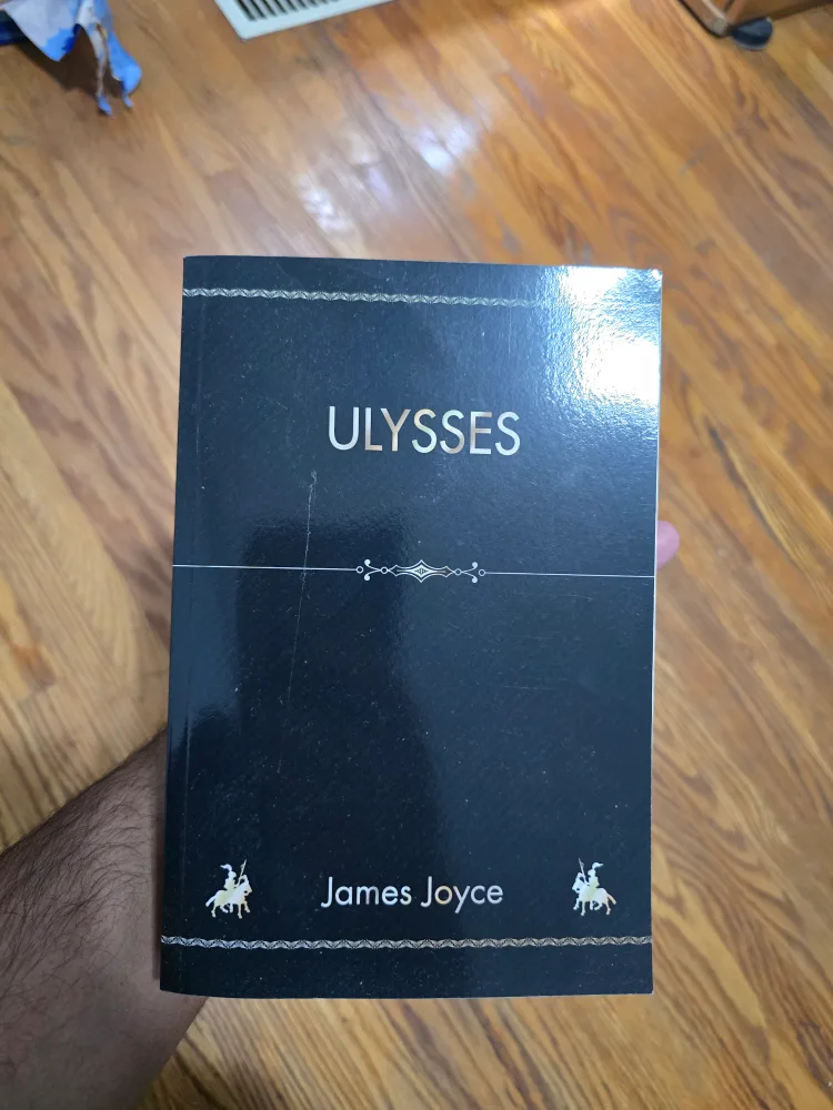 14 Books and Comics Collection image indicator(3)