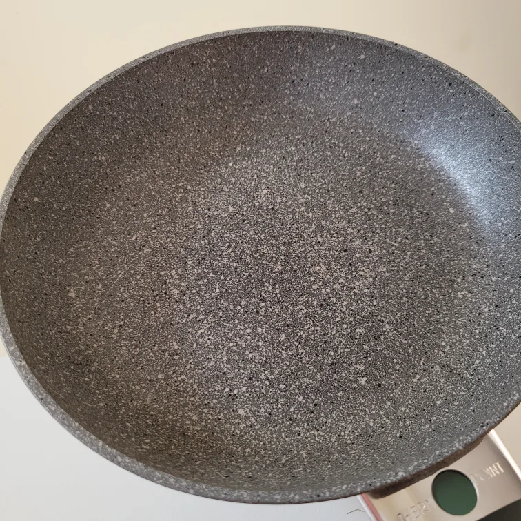 Italy Ballarini 8" Frying Pan image indicator(2)