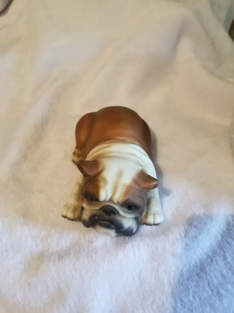 Bulldog Figurine thumbnail