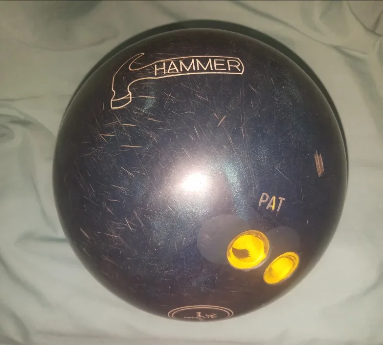 Blue Hammer 16lb Pre-Drilled Urethane Hammer Bowling Ball image indicator(2)