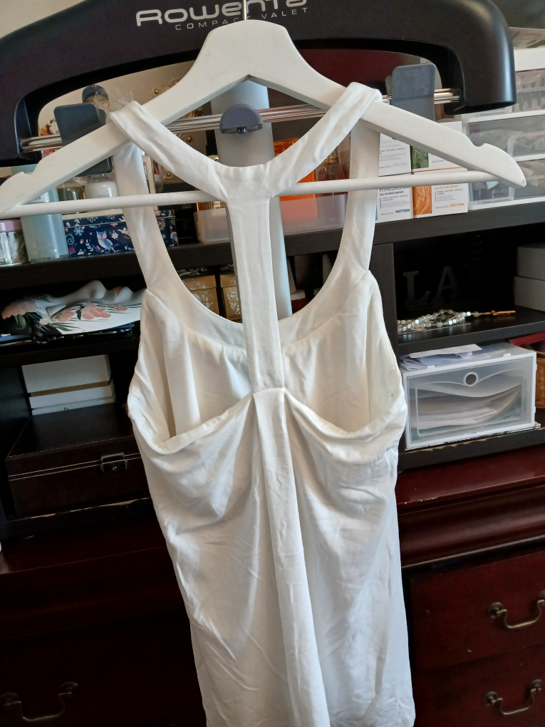 👀👀♥️TART 👀♥️White Tank Top - Size Small - photo 3
