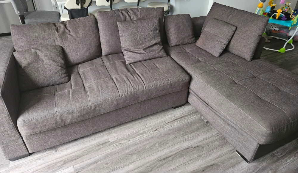 Brown Sectional Sofa with Pillows thumbnail