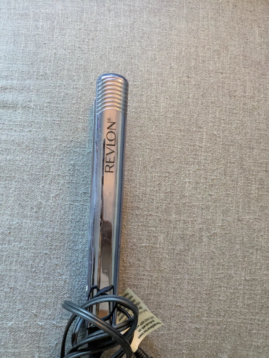 Revlon Hair Straightener thumbnail