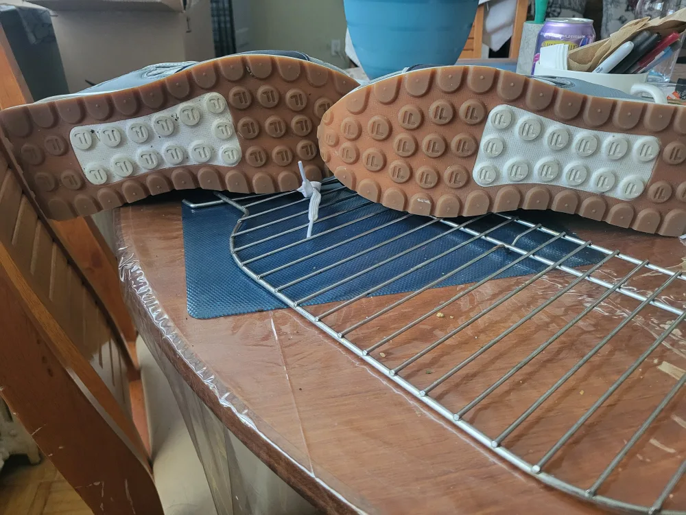 Fila Men's Athletic Shoes - Size 10 image indicator(4)