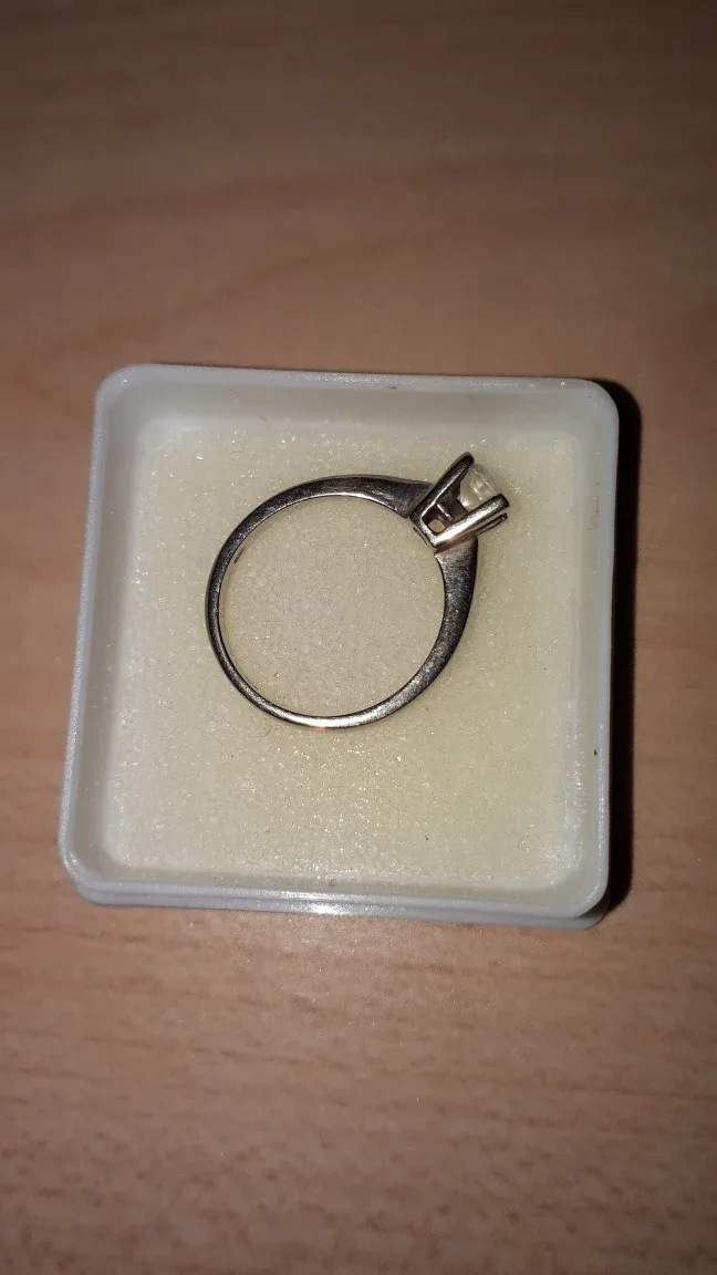 14K Gold Ring thumbnail