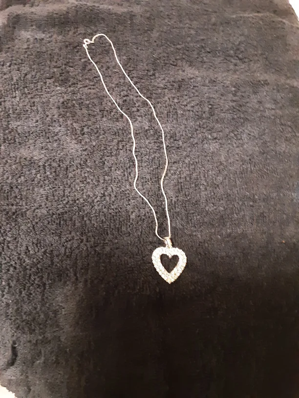 Heart Pendant Necklace thumbnail