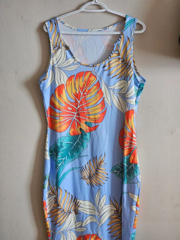 Floral Print Sleeveless Dress thumbnail