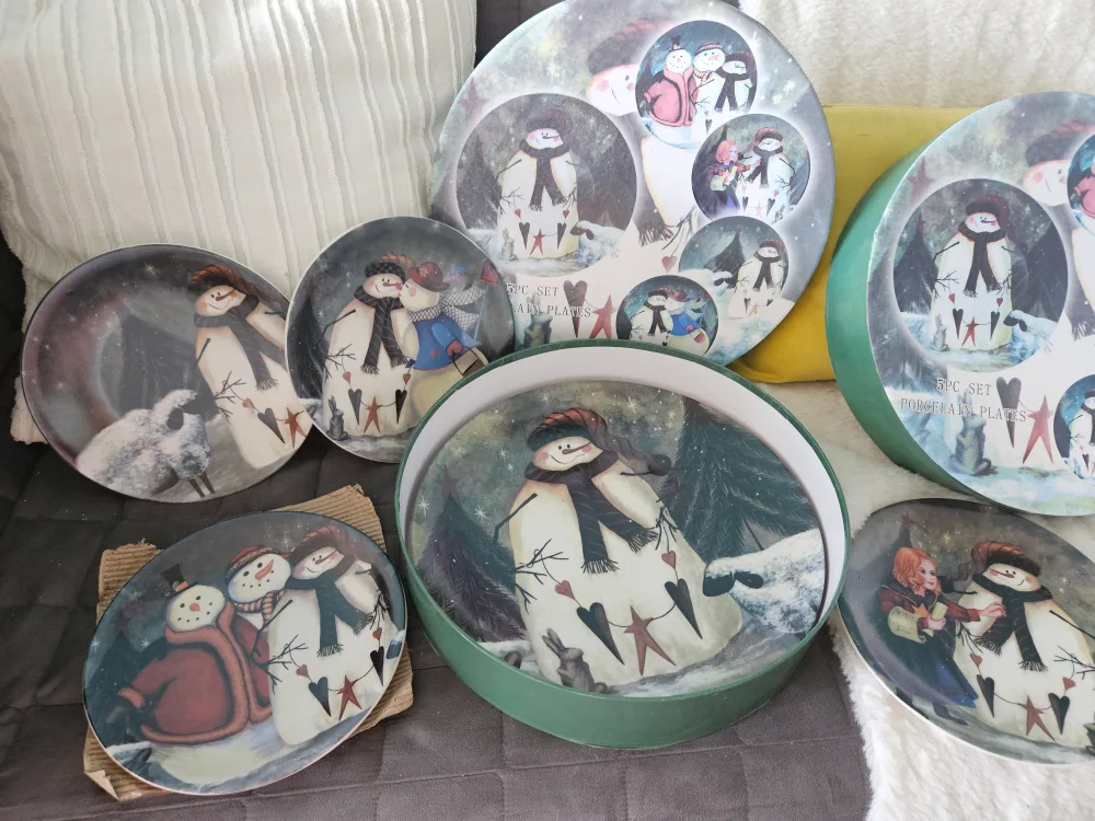 Classic Giftware 5-pc Porcelain Plates Set image indicator(5)