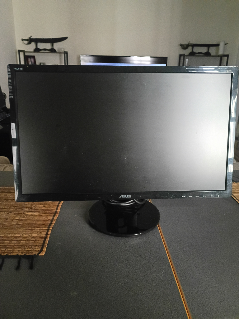 ASUS Gaming Monitor - Great Condition! - photo 3