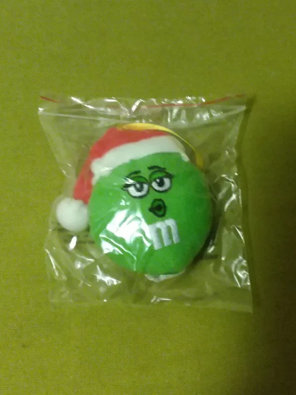 🆕 M&M's Christmas Plush Ornaments (4) for $5.00 🎄 🆕 image indicator(3)