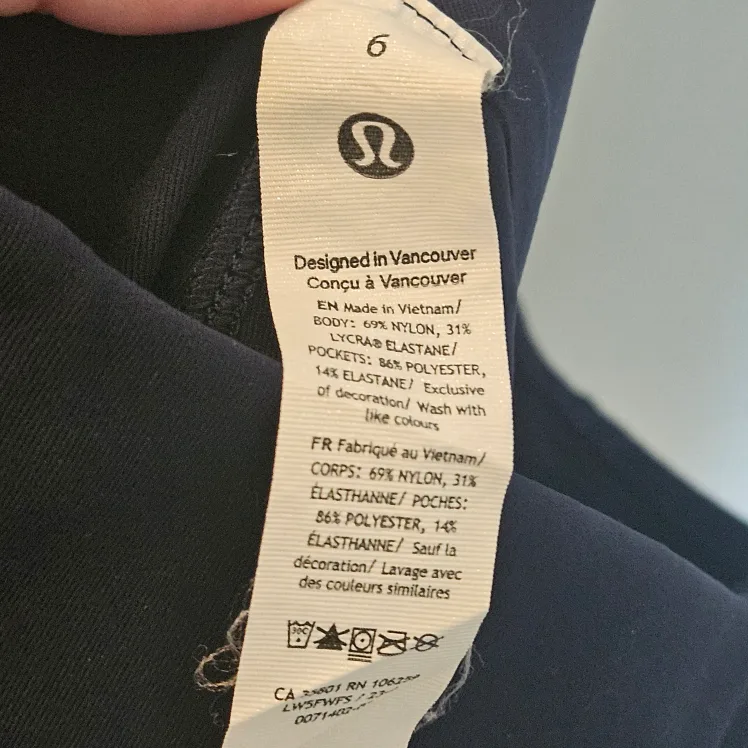 Lululemon Smooth Fit Pull On High Rise Pant Size 6, Black image indicator(9)